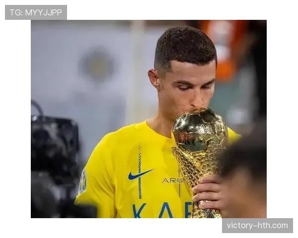 C罗闪耀英超，强势斩获金靴奖再创辉煌